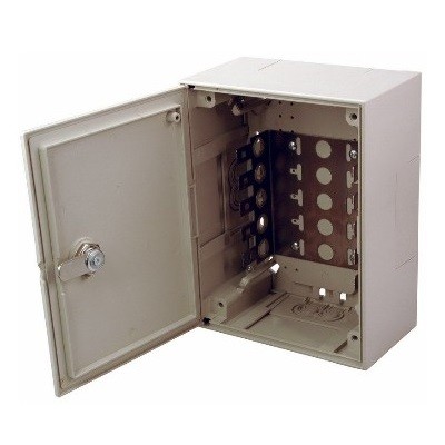 Коробка монтажная под 5 плинтов с замком (04-0104)